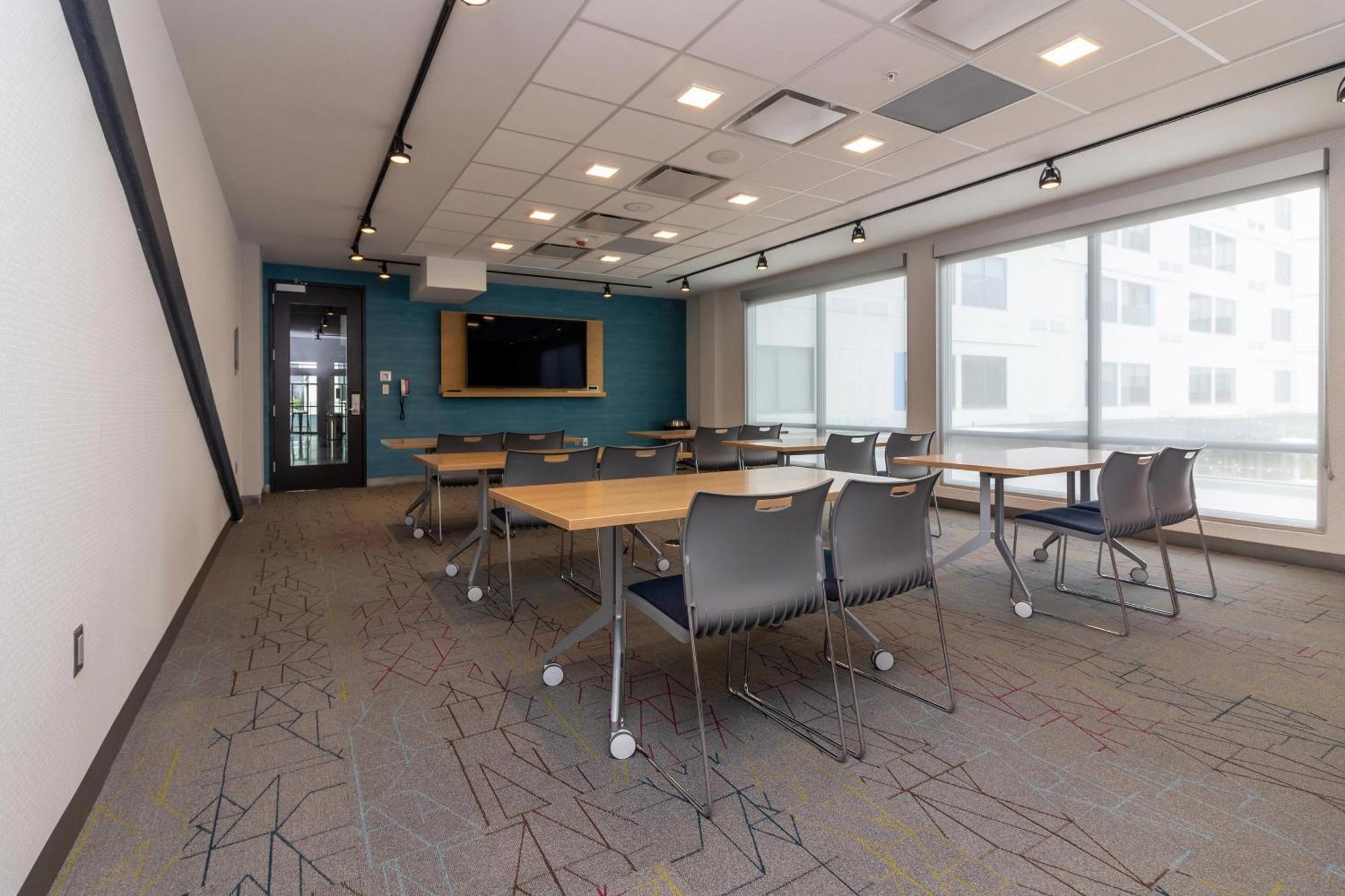 Aloft St. Louis Cortex Екстериор снимка