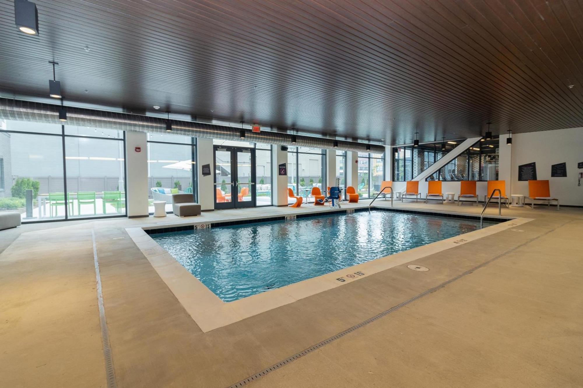 Aloft St. Louis Cortex Екстериор снимка