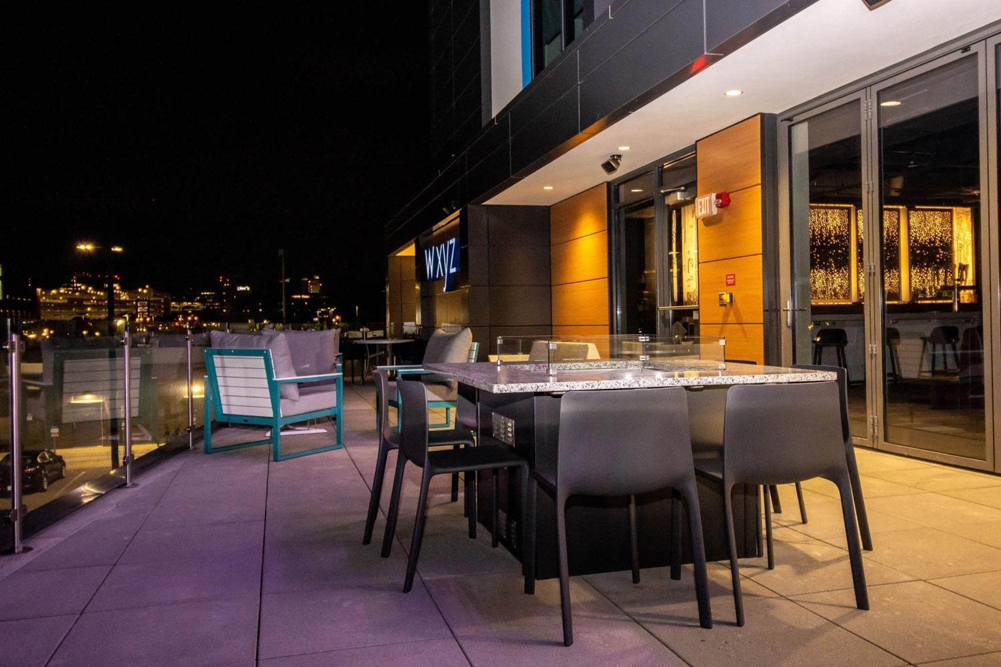 Aloft St. Louis Cortex Екстериор снимка