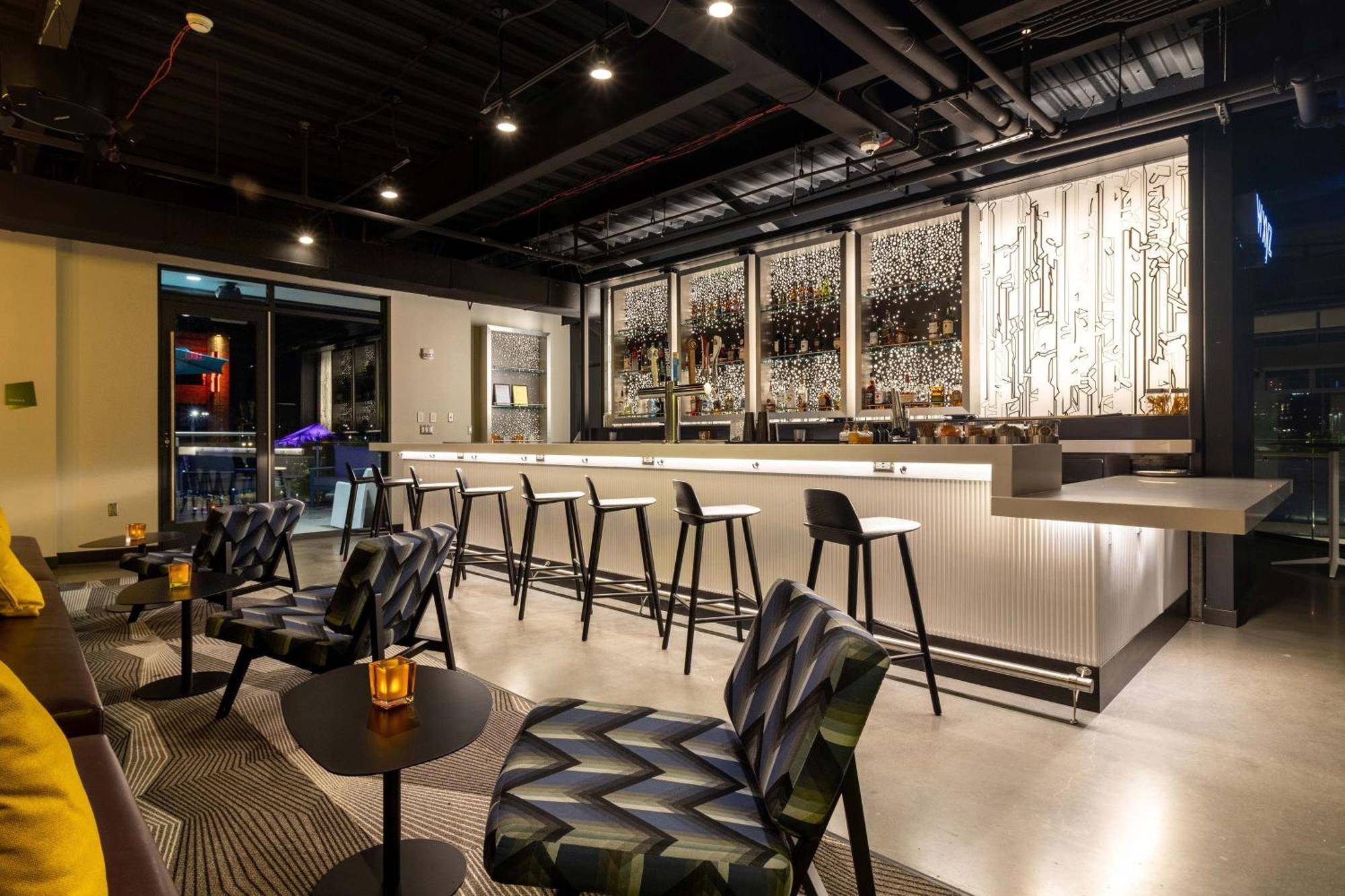 Aloft St. Louis Cortex Екстериор снимка