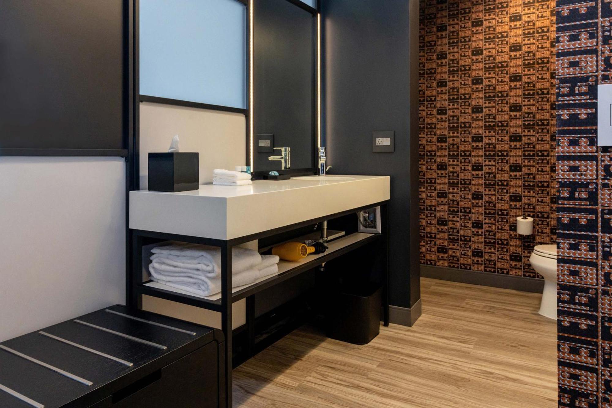 Aloft St. Louis Cortex Екстериор снимка